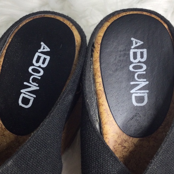 Used Abound Black Criss Cross Fabric Studded Wedges, 9.5M - Picture 12 of 15